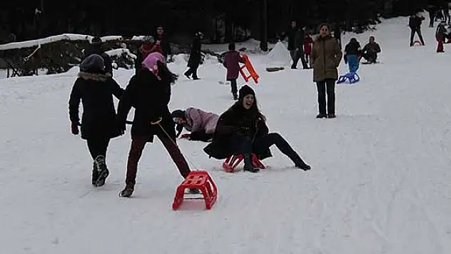 Ilgaz Dağı'nda Sevgililer Günü yoğunluğu