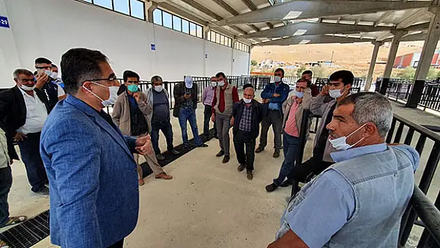Ilgın Belediyesi kapalı hayvan pazarı inşaatı tamamlanıyor