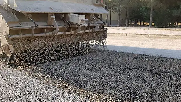 Ilgın Belediyesi yol çalışmalarına aralıksız devam ediyor