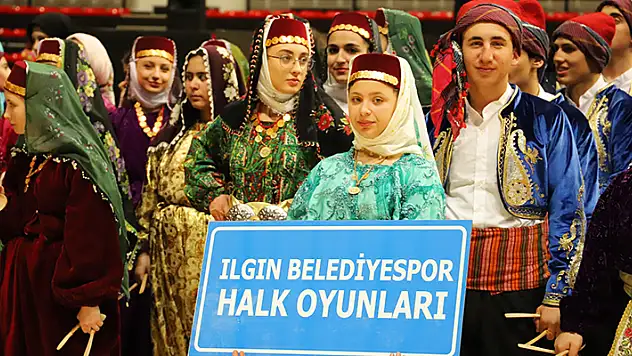 Ilgın Belediyesinden halk oyunları şampiyonluğu