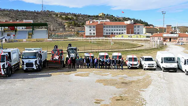 Ilgın'da alınan 12 araç düzenlenen törenle tanıtıldı