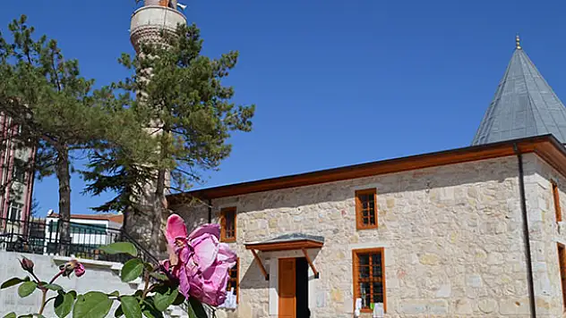 Ilgın'da Çukur Camii restorasyonun ardından ibadete açılıyor