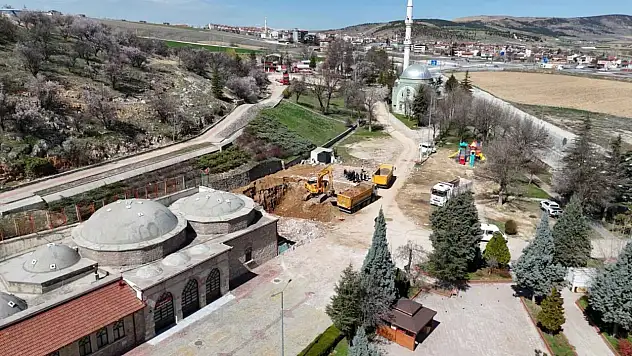 Ilgın'da otel projesinin temel kazma çalışması başladı