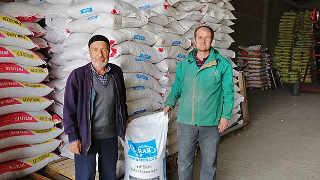 Ilgın'da yüzde 50 hibe destekli nohut tohumu dağıtıldı