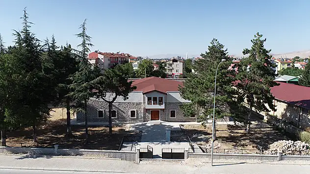 Ilgın'daki eski cezaevinin kütüphaneye dönüşümü tamamlanıyor