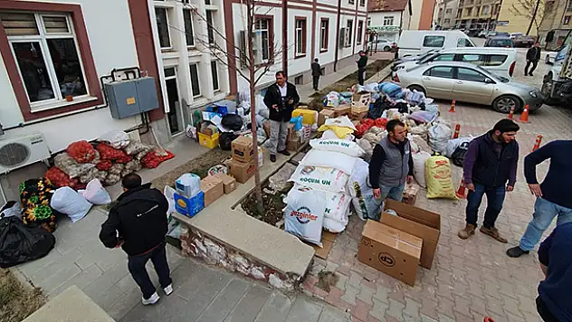 Ilgın'dan deprem bölgesine yardım