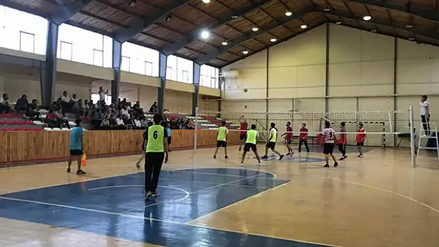 Ilgın Kaplıcaları Voleybol Turnuvası başladı