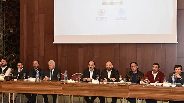 İlham yurt dışına çıkıyor