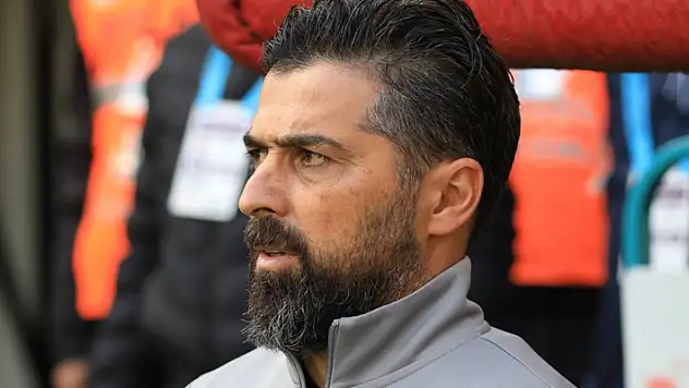 İlhan Palut: Galatasaray'ı yenmek istiyoruz
