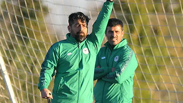 İlhan Palut ilk maçına çıkıyor
