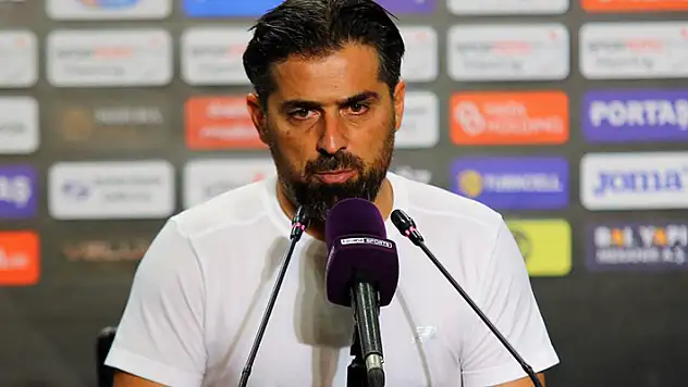 İlhan Palut: İlk yarı sahada son derece kötü bir görüntümüz vardı
