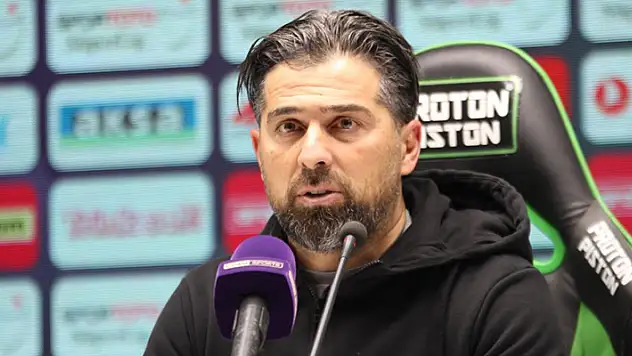 İlhan Palut: Kazanılması gereken bir maç nasıl negatif bitirilebilir, dersini verdik

