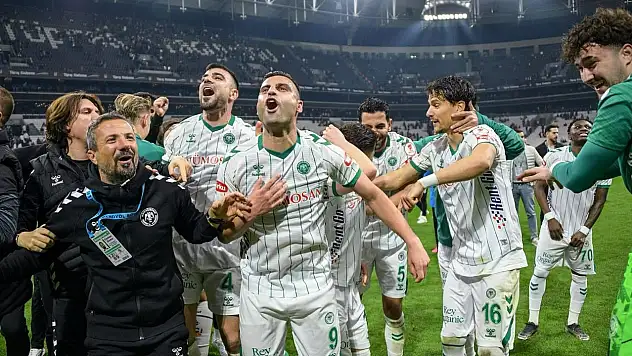 İlhan Palut'lu Konyaspor, İstanbul takımlarını dize getirdi