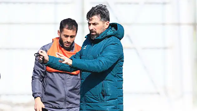 İlhan Palut, takıma güven aşılıyor