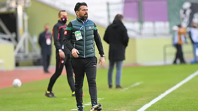 İlhan Palut: 'Takımımın mücadelesinden ve özverisinden memnunum'