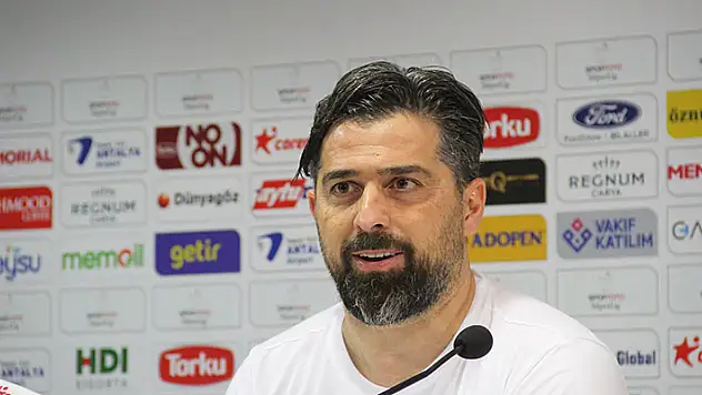 İlhan Palut: 'Üçüncülük adına ayakta kalmalıyız'