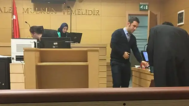 İlk başörtülü hakim