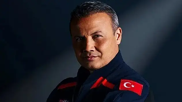 İlk Türk Astronot Alper Gezeravcı, Üniversitede ders verecek
