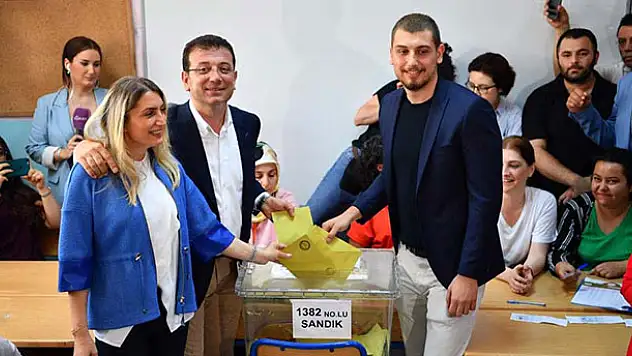 İmamoğlu izdiham altında oyunu kullandı