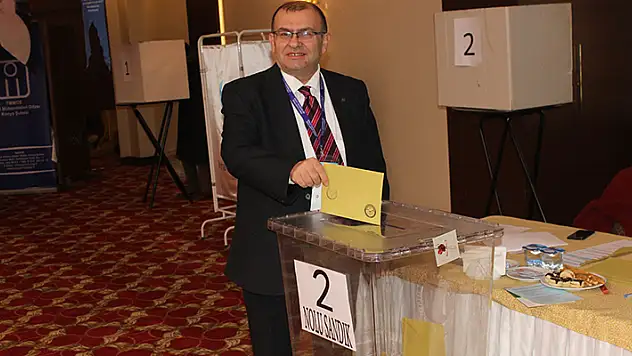 İMO Konya'da Başkan Kamil Akın güven tazeledi