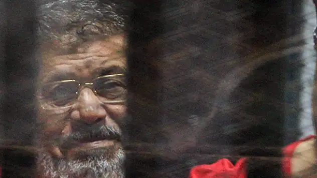 İngiliz gazetesinden Mursi'ye 20 dakika müdahale edilmediği iddiası