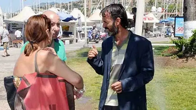 İngiliz turistten Suriyeli mülteciye ilaç yardımı