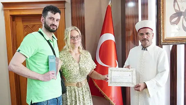 İngiltere vatandaşı Louıse Jane Garderton, Aksaray'da Müslüman oldu
