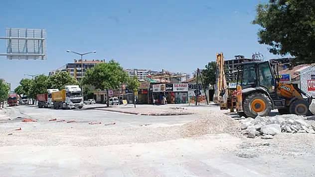 İnşaat bölgelerinde trafik keşmekeşi!
