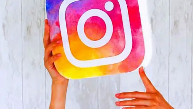 Instagram dünya genelinde çöktü