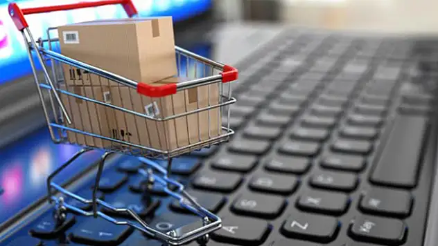 İnternetten alışveriş hız kesmiyor