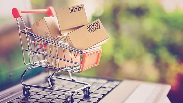 İnternetten alışveriş yaparken kredi kartı bilgilerinizi kaptırmayın