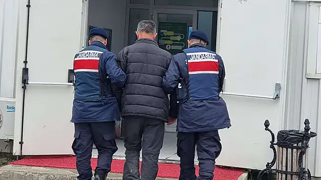 Interpol'un kırmızı bültenle aradığı şüpheli, Edirne'de yakalandı

