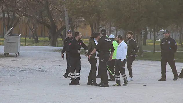 İntihar için su deposuna çıkan adamı polis ikna etti