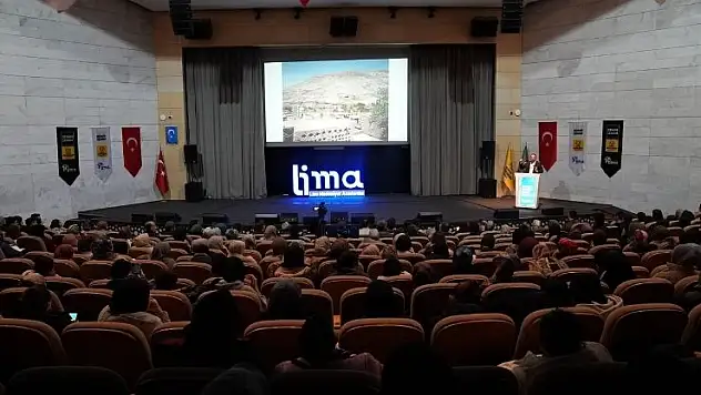 İpek Yolunun Hüzünlü Durağı Konya'da gündeme geldi