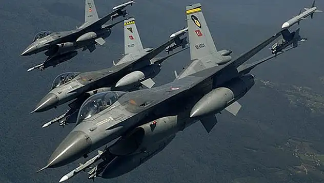 Irak'ın kuzeyinde 10 terörist etkisiz hale getirildi