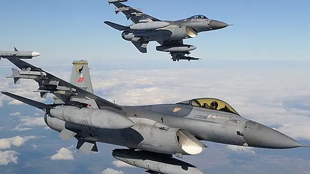 Irak'ın kuzeyinde terör sığınakları vuruldu