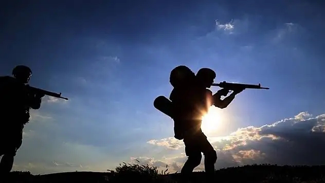 Irak'ın kuzeyindeki barınma alanlarından kaçan 1 PKK'lı terörist teslim oldu
