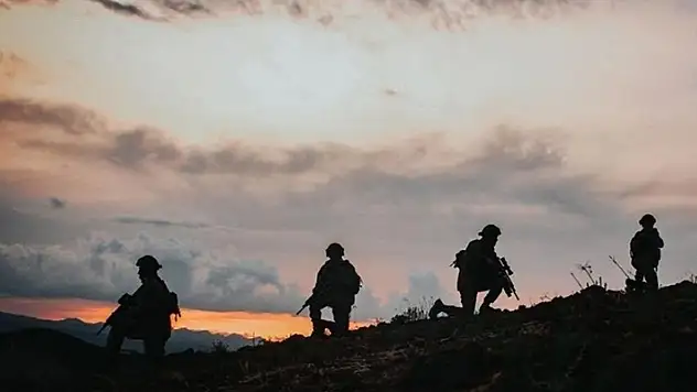 Irak'ın kuzeyindeki barınma alanlarından kaçan 2 PKK'lı terörist teslim oldu!