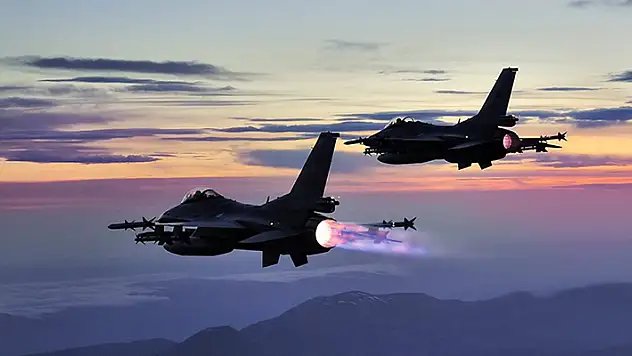 Irak'ın kuzeyine düzenlenen hava harekatında 37 terör hedefi imha edildi
