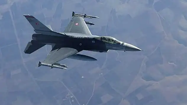 Irak'ın kuzeyine hava harekatı