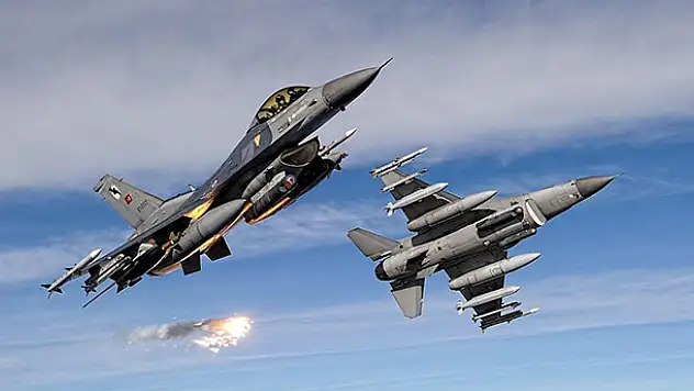 Irak'ın kuzeyine hava harekatı