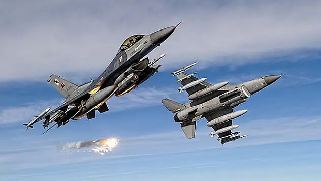 Irak'ın kuzeyine hava harekatı