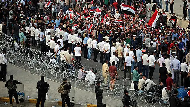 Irak'ta İbadi karşıtı gösteriler düzenlendi
