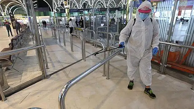 Irak'ta sokağa çıkma yasağı uzatıldı
