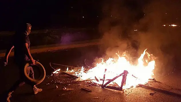 Irak'taki gösterilerde bilanço ağırlaşıyor: 104 ölü, 6107 yaralı