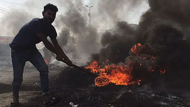 Irak'taki hükümet karşıtı gösterilerde 12 ölü!