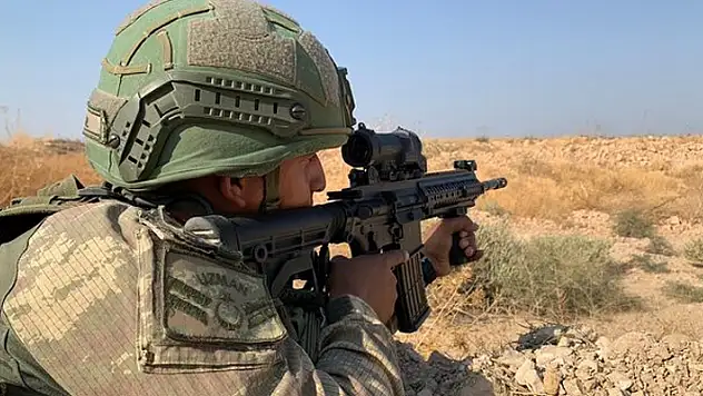 Irak ve Suriye'nin kuzeyinde 33 terörist etkisiz!
