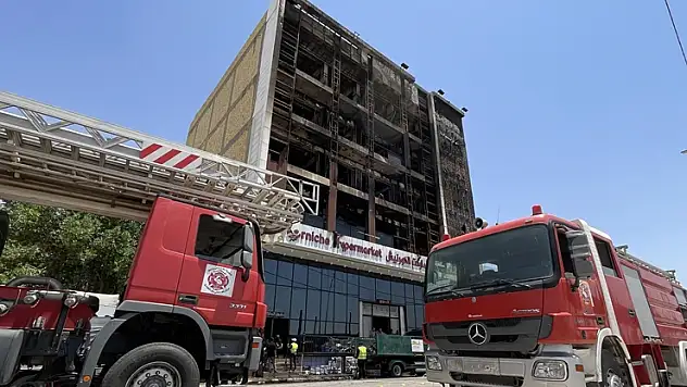 Irak'ta 2025'e alışveriş merkezi yangını ve parlamento seçimleri damgasını vurdu