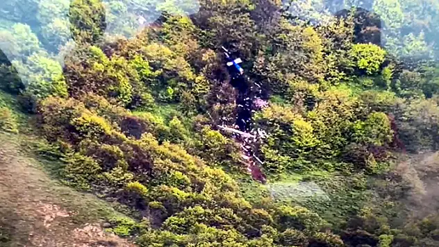 İran Cumhurbaşkanı Reisi ile Dışişleri Bakanı Abdullahiyan, helikopter kazasında hayatını kaybetti
