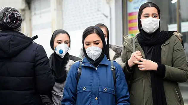 İran'da koronavirüsten ölenlerin sayısı 4'e yükseldi
